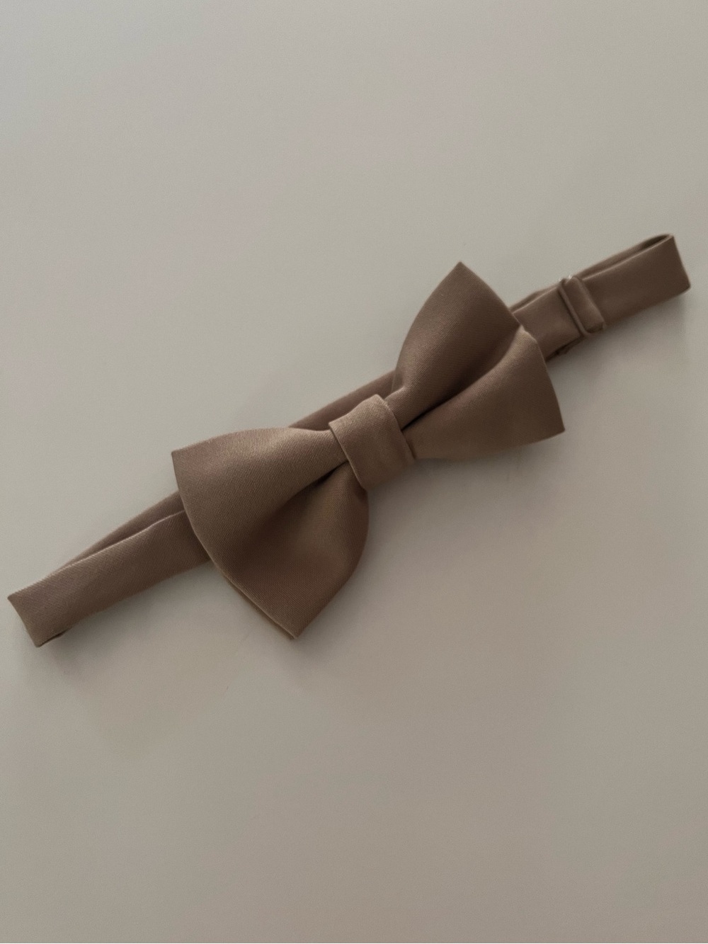 Men’s Bow Tie - Tan, Linen-like fabric, Adjustable, Groom, Wedding, Formal, NWOT